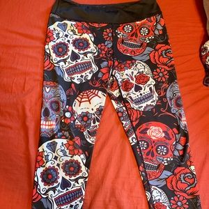 Constantly Varied Gear skull and roses capris